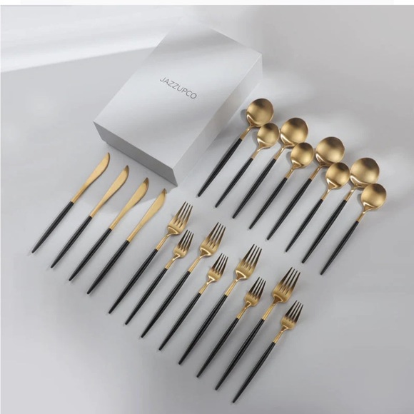 💫 Beautiful Black and Gold 💫 flatwares - Picture 6 of 6